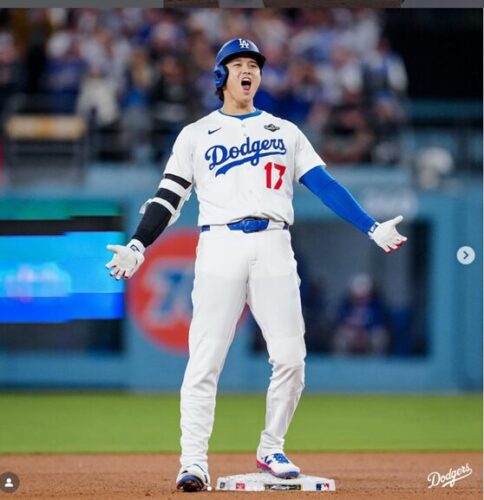 2025年10月28日ドジャースタジアムでヒットを打った時の大谷翔平