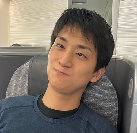 カナダに戻る飛行機に乗っている木原龍一選手